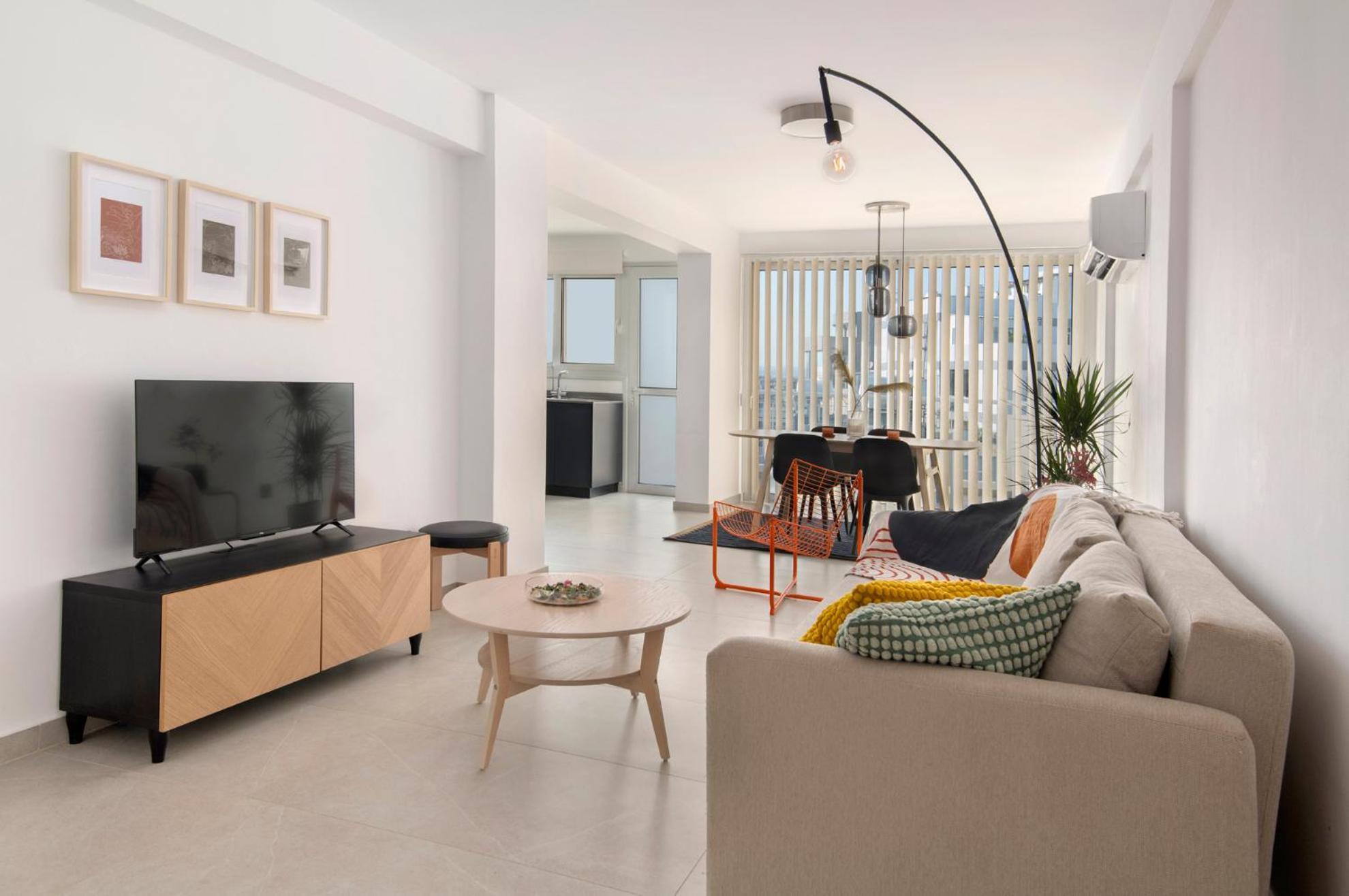 Amazing Two Bedroom Apartment Larnaca Exterior foto