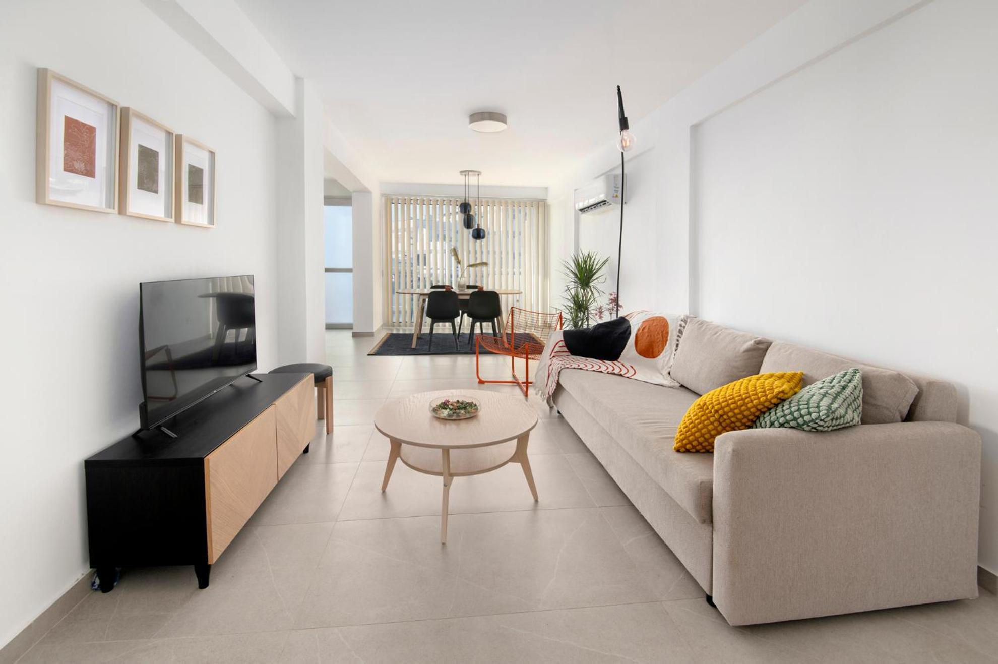 Amazing Two Bedroom Apartment Larnaca Exterior foto
